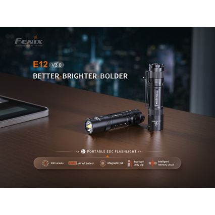 Fenix E12V30 - Torcia ricaricabile a LED a intensità regolabile 1xAA 2000 mAh IP68 200 lm 100 h nera