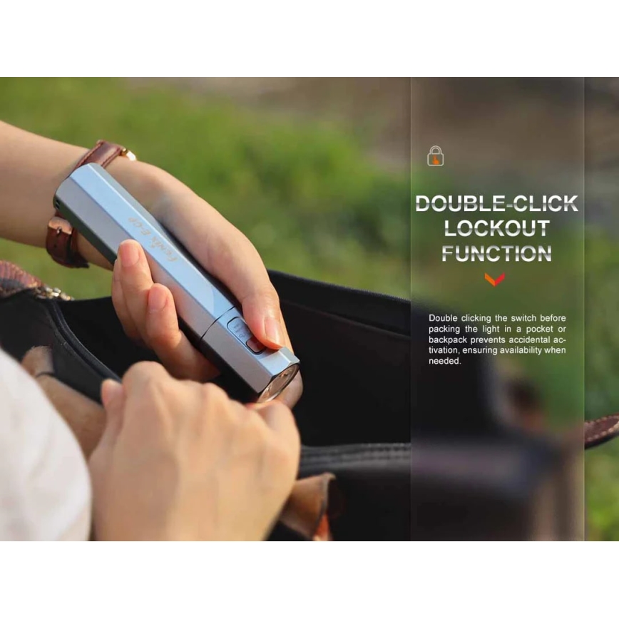 Fenix ECPBLCK - Torcia LED ricaricabile con power bank USB IP68 1600 lucente 504 h 5000 mAh nero