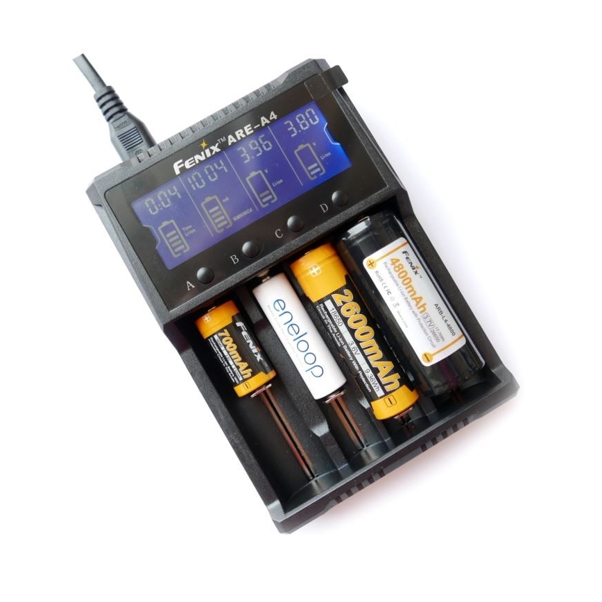 Fenix FENAREA4 - Caricabatterie 4xLi-ion/AAA/AA/C 5V