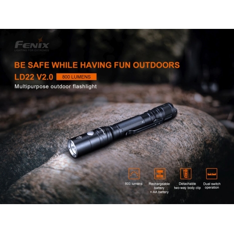 Fenix LD22V20 - Torcia LED ricaricabile LED/USB IP66 800 lm 220 ore