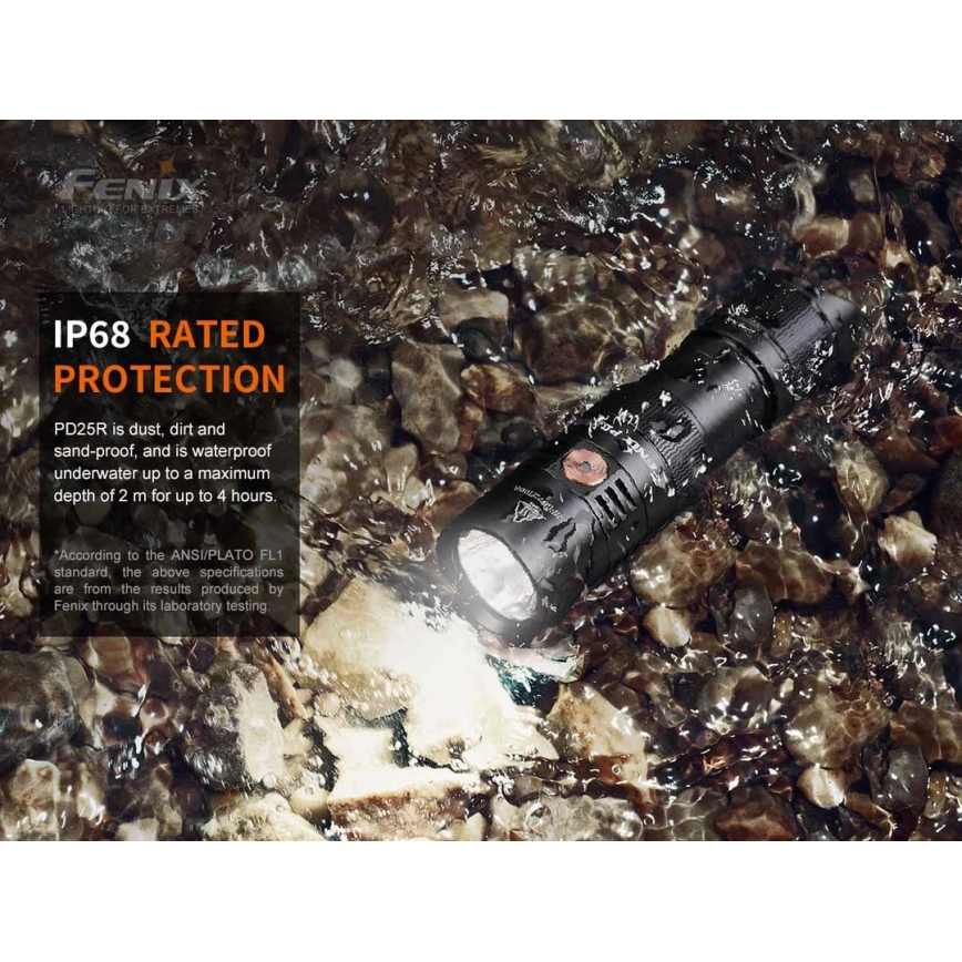 Fenix PD25R - Torcia LED ricaricabile LED/USB/1xCR123A IP68 800 lm 70 h 700 mAh