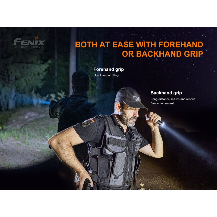 Fenix PD35V30 - Torcia LED ricaricabile LED/USB/2xCR123A IP68 1700 lucente 230 h 2600 mAh