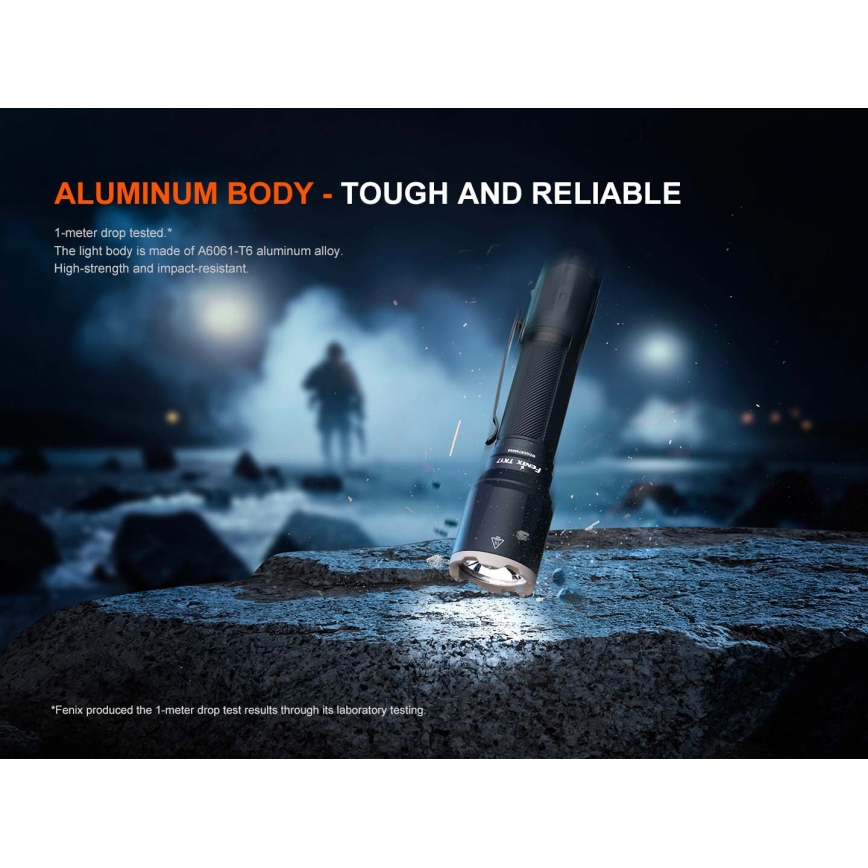 Fenix TK17BLK - Torcia ricaricabile dimmerabile LED/USB 6000 mAh IP68 3600 lm 60 h nera