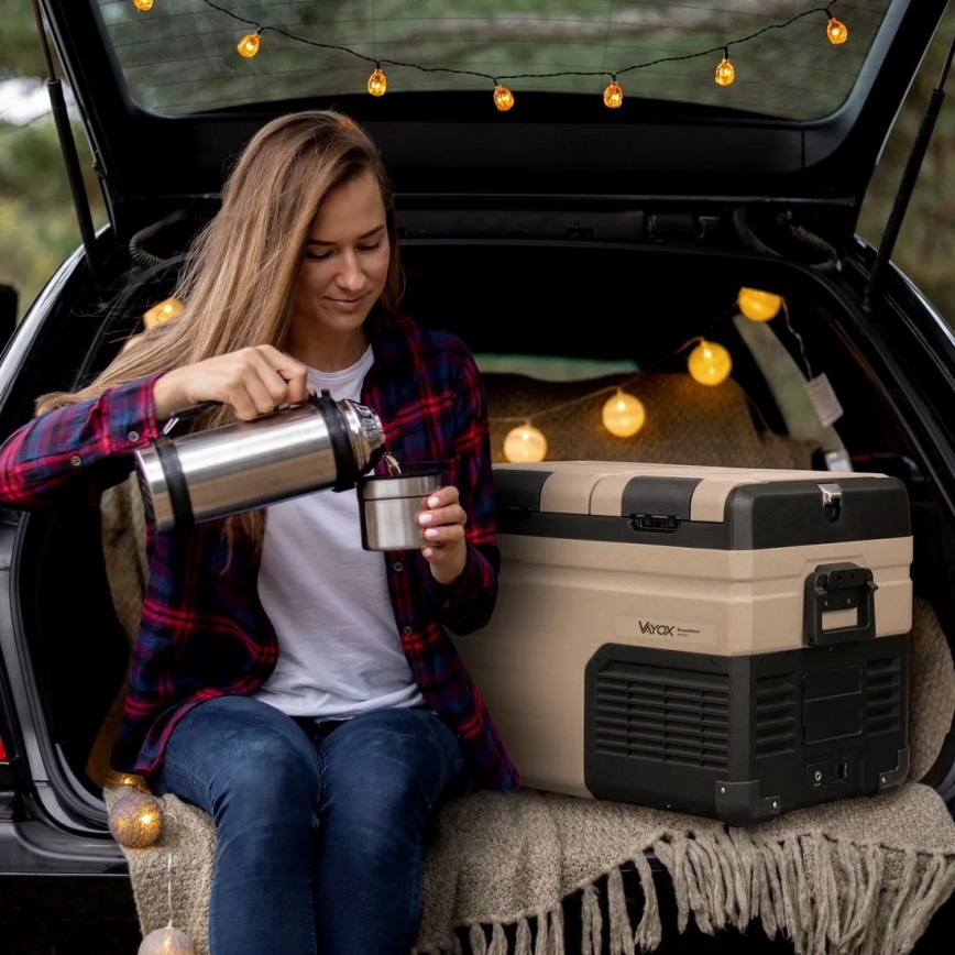 Frigorifero da viaggio con display LCD 39 l 230V/12V/24V marrone