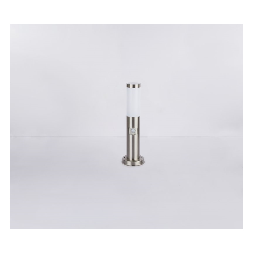 Globo - Lampada da esterno con sensore E27/60W/230V IP44