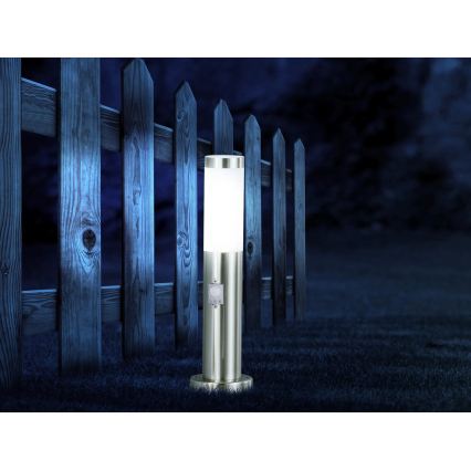 Globo - Lampada da esterno LED con sensore 1xE27/8,8W/230V IP44