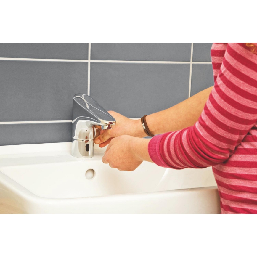 GROHE 36207001 - Miscelatore elettronico per lavabo EUROPLUS E DN 15, cromo lucido