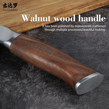 Gudaro - Coltello da cucina Santoku damascato TAKUMI 7, 67 strati d'acciaio, lunghezza 17,5 cm, manico in noce