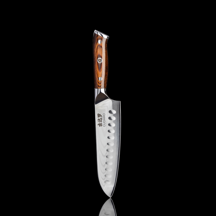 Gudaro - Coltello da cucina santoku in acciaio damascato FENG 7,5, 67 strati d'acciaio, lunghezza 18 cm