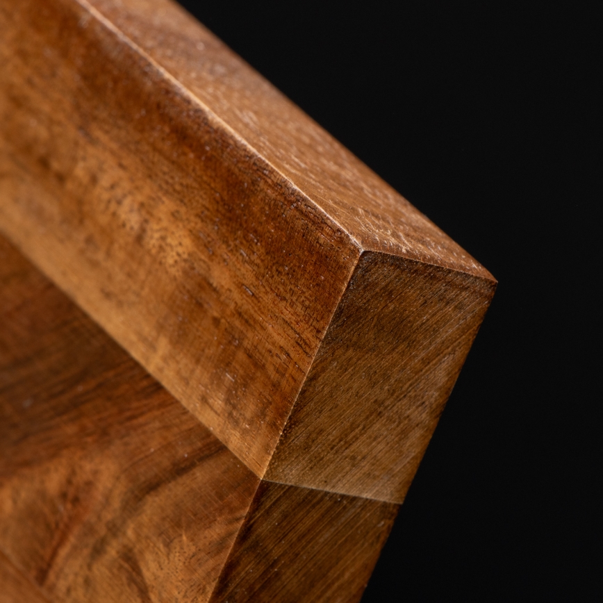 Gudaro - Supporto magnetico per coltelli AKIRA in legno di acacia