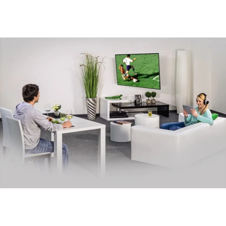 Hama - Supporto a parete per TV con snodo 10-26 nero