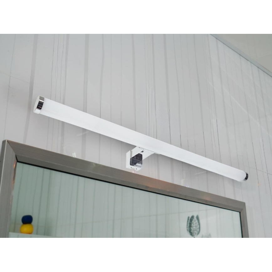 Illuminazione LED per specchio da bagno LED/12W/230V 59,5 cm IP44 cromo lucido