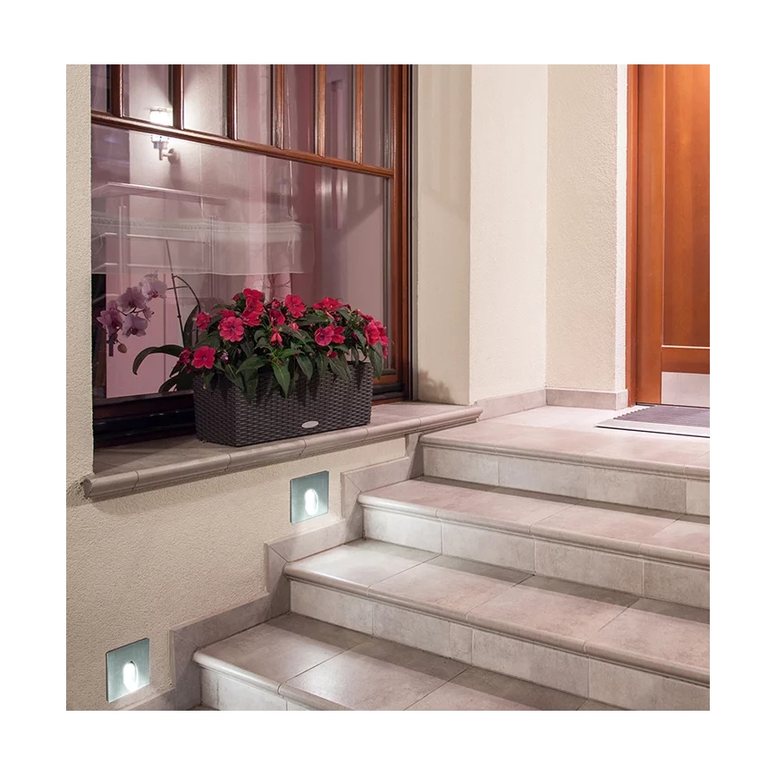 Illuminazione LED scale ESPO LED/3W/230V IP54 cromo opaco