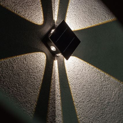 Applique a LED solare con sensore LED/2W/5V IP54 1300 mAh