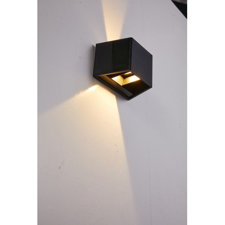 Applique a LED solare con sensore LED/2W/5V IP54 1300 mAh
