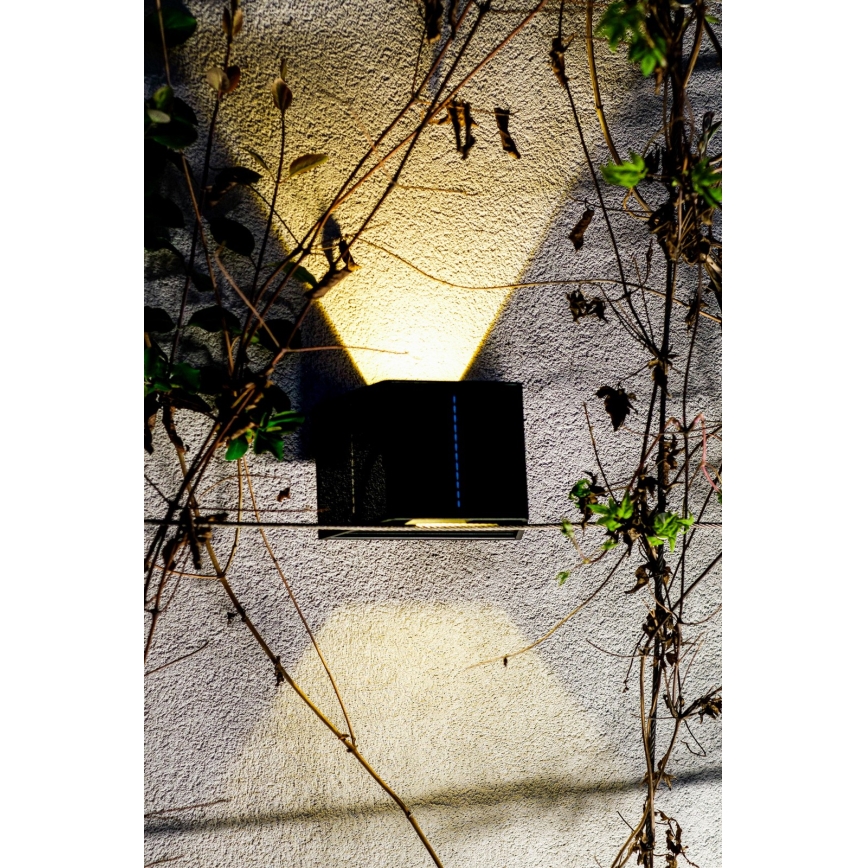 Applique a LED solare con sensore LED/2W/5V IP54 1300 mAh