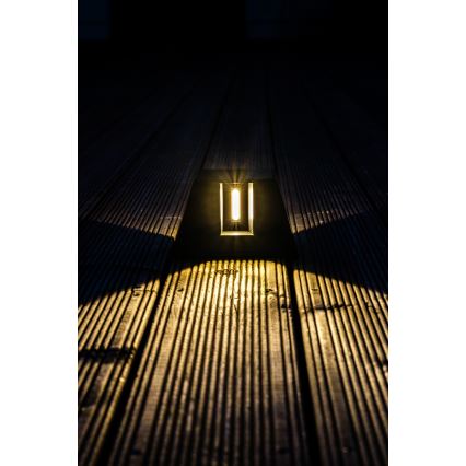 Applique a LED solare con sensore LED/2W/5V IP54 1300 mAh
