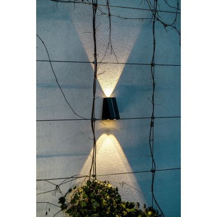Applique a LED solare con sensore LED/2W/5V IP54 1300 mAh