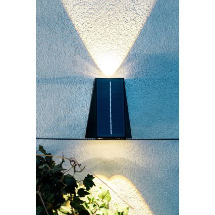 Applique a LED solare con sensore LED/2W/5V IP54 1300 mAh