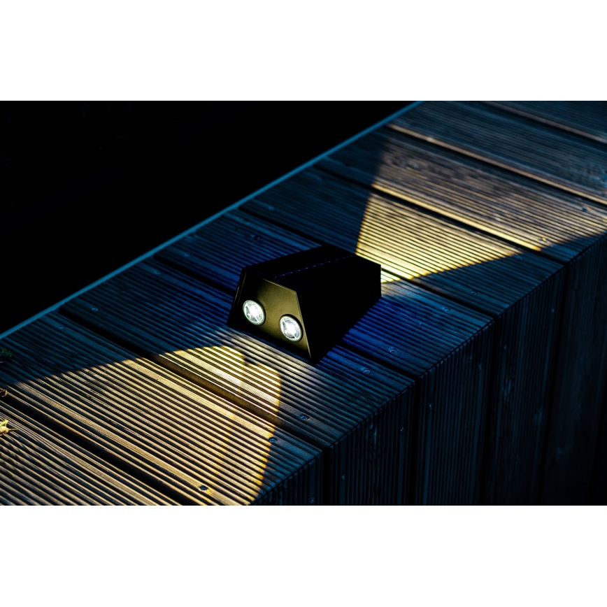 Applique a LED solare con sensore LED/2W/5V IP54 1300 mAh
