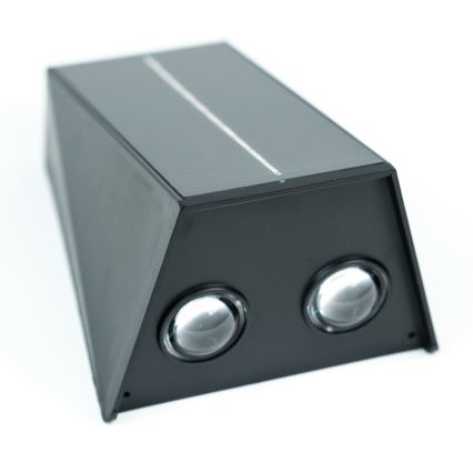Applique a LED solare con sensore LED/2W/5V IP54 1300 mAh