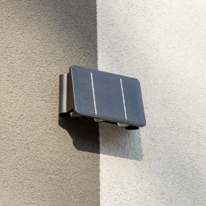Applique a LED solare con sensore LED/2W/5V IP54 1300 mAh