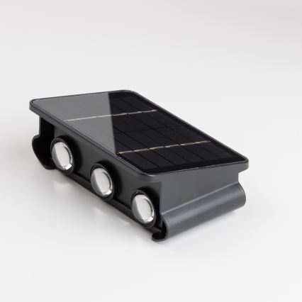 Applique a LED solare con sensore LED/2W/5V IP54 1300 mAh