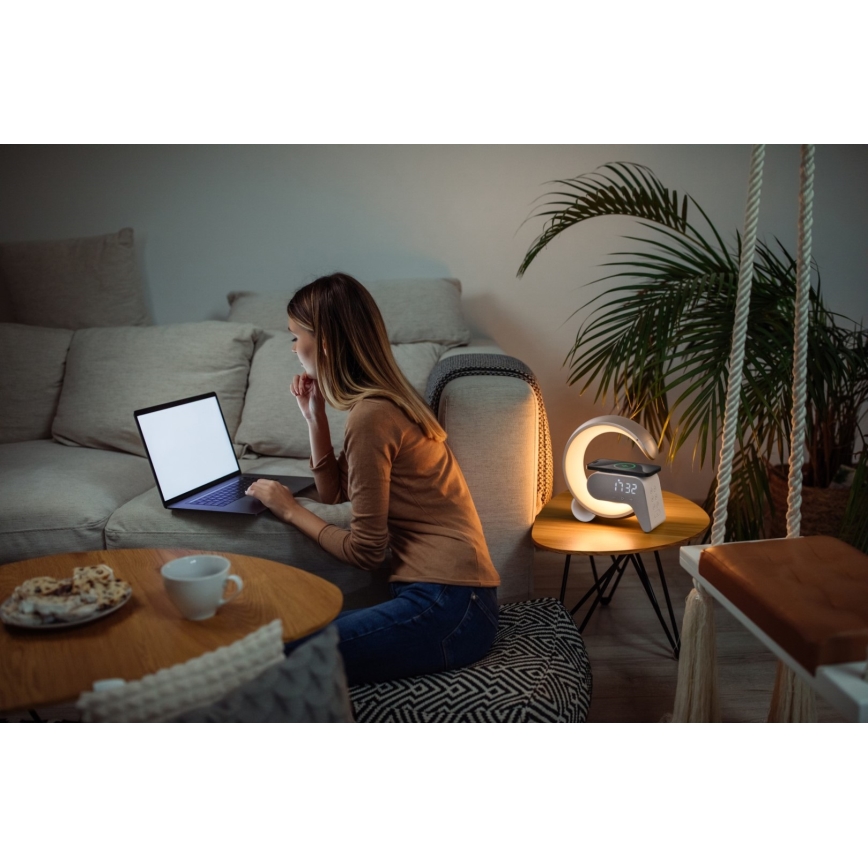 LED RGB Lampada da tavolo dimmerabile con sveglia e Qi di ricarica 30W/230V argento