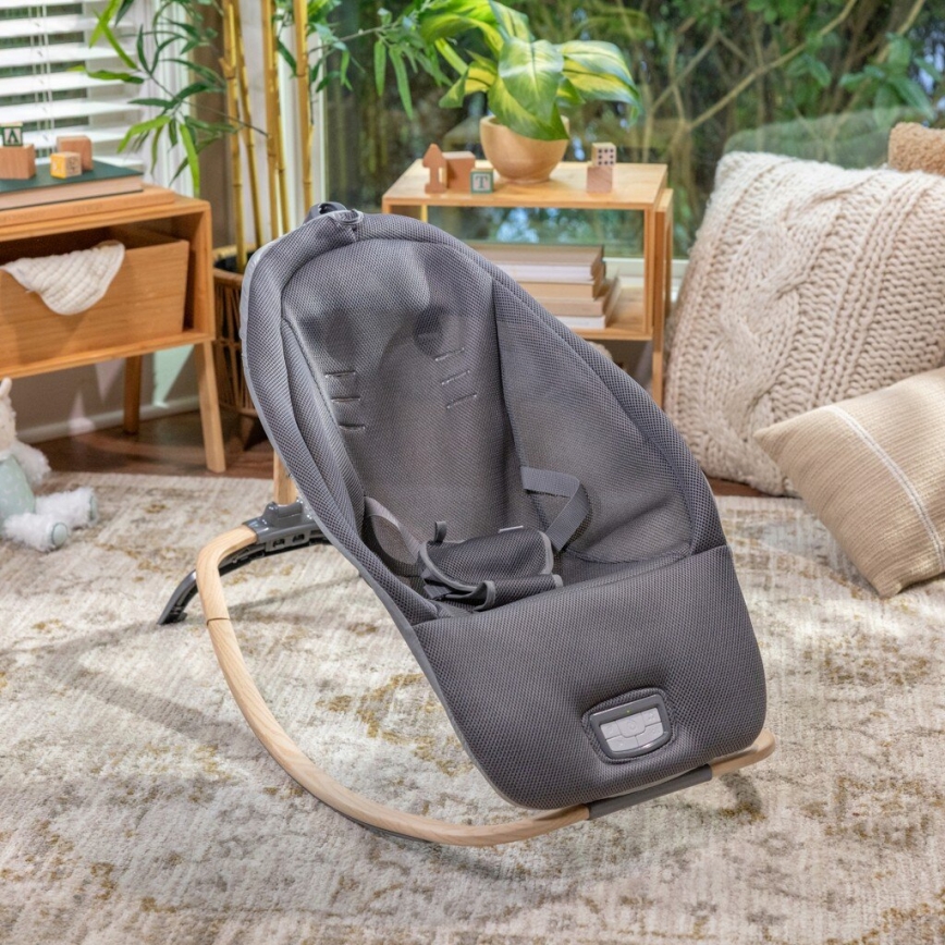 Ingenuity - Lettino vibrante per bambini con melodia EVERY SEASON WESLEY 3xC grigio