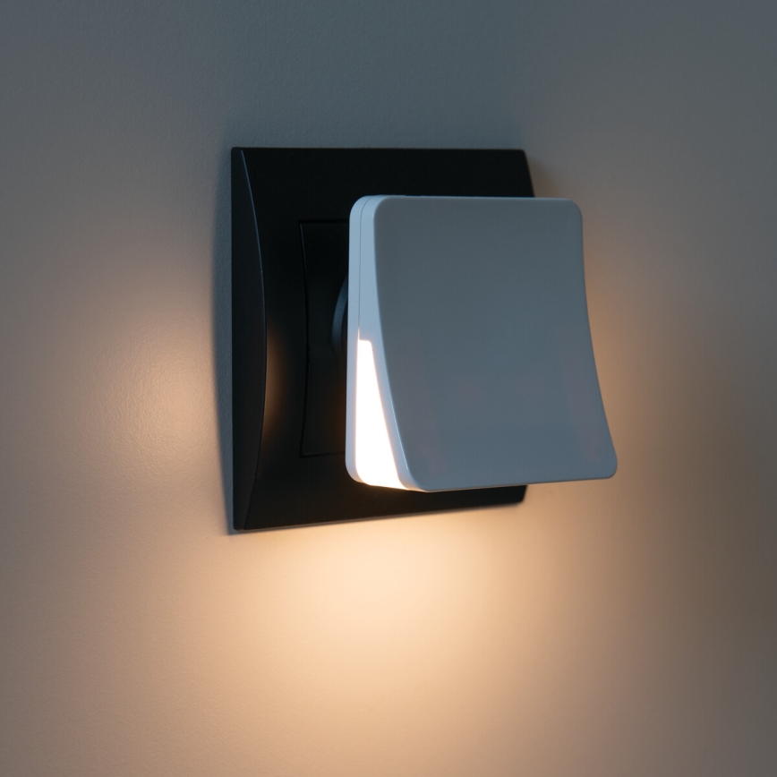 Luce LED orientativa con sensore crepuscolare da inserire nella presa HOFI LED/0,28W/230V bianca