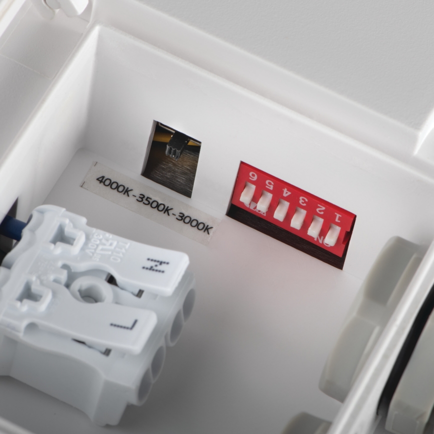 Plafoniera LED da esterno con sensore di movimento BENO LED/24/30W/230V 3000/3500/4000K IP65 bianco arrotondato