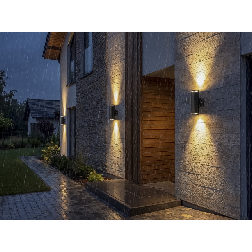 Faretto da parete per esterni RADILO 2xGU10/11W/230V IP44 nero
