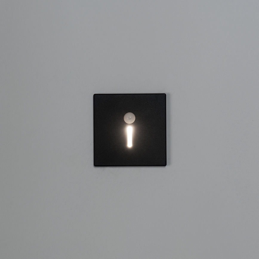 Lampada per scale LED con sensore di movimento e crepuscolare MAGNIK LED/1,7W/230V 2700/3300/3900/4600/5700K nera squadrata