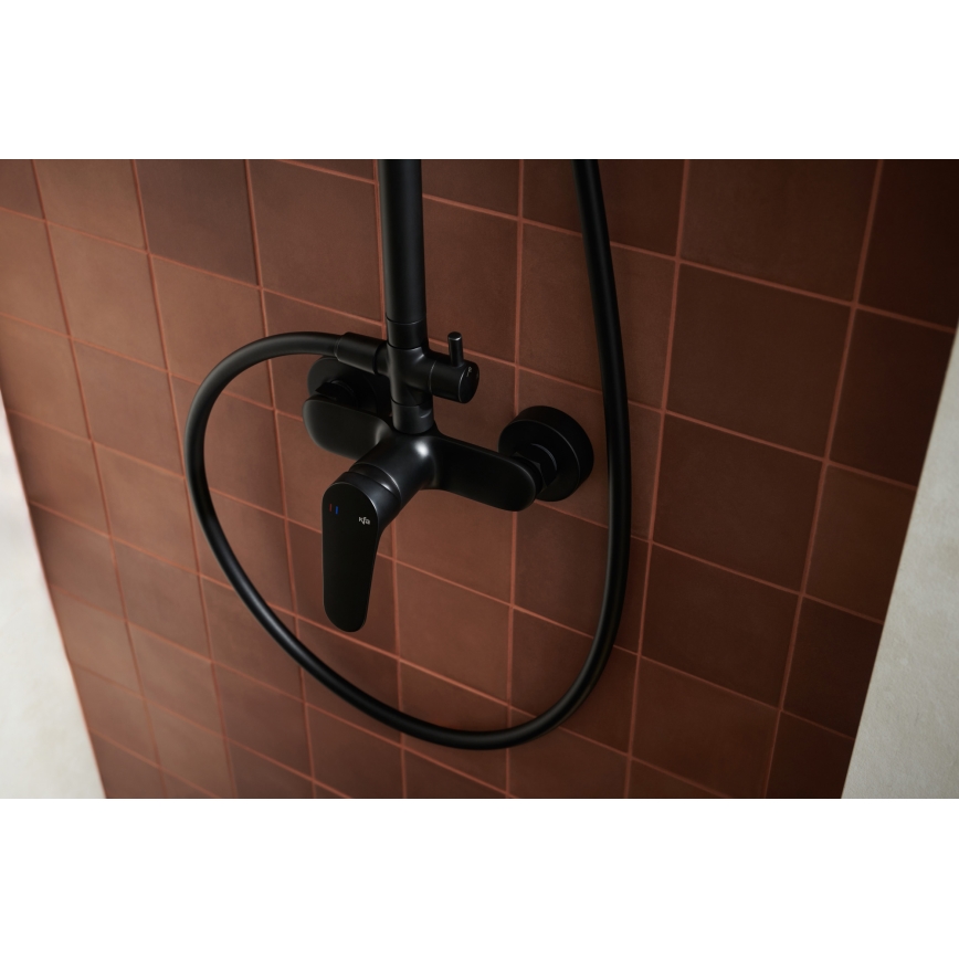 KFA Armatura 5556-910-81 - Set doccia con rubinetto OTAVA ottone/opaco nero