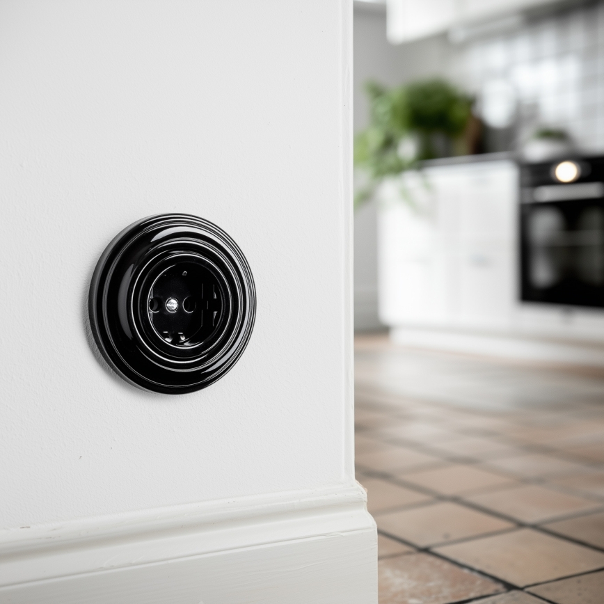Kliklap - Presa domestica retrò con placca SCHUKO 230V/16A nera