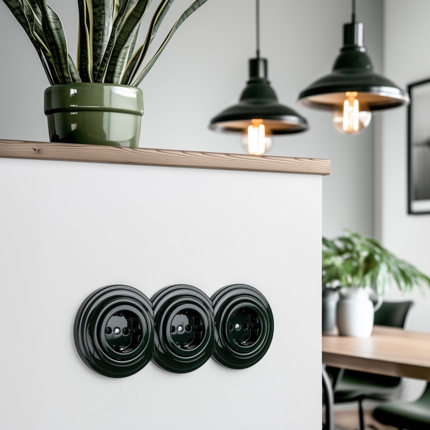 Kliklap - Presa tripla da parete in stile retrò con placca SCHUKO 230V verde