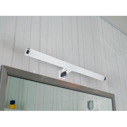 Lampada a LED per specchio da bagno 10W/230V 45 cm IP44 cromo lucido