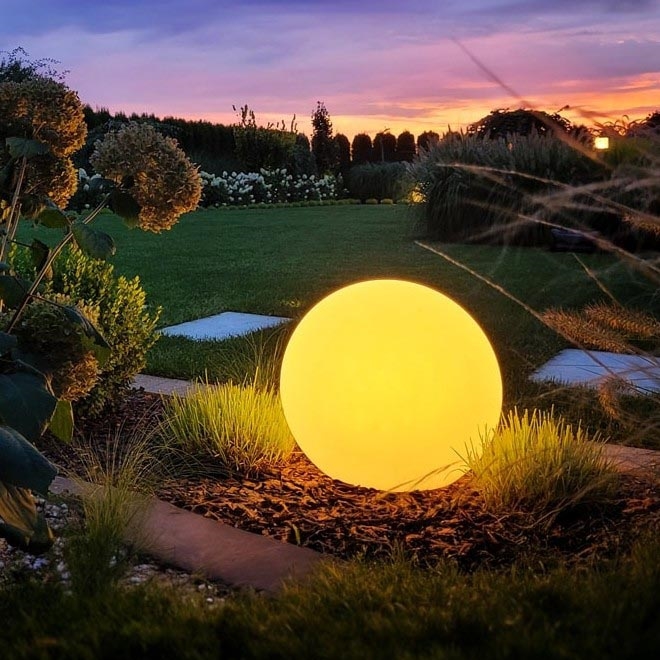 Lampada da esterno GLOBO 1xE27/60W/230V diam. 30 cm IP44