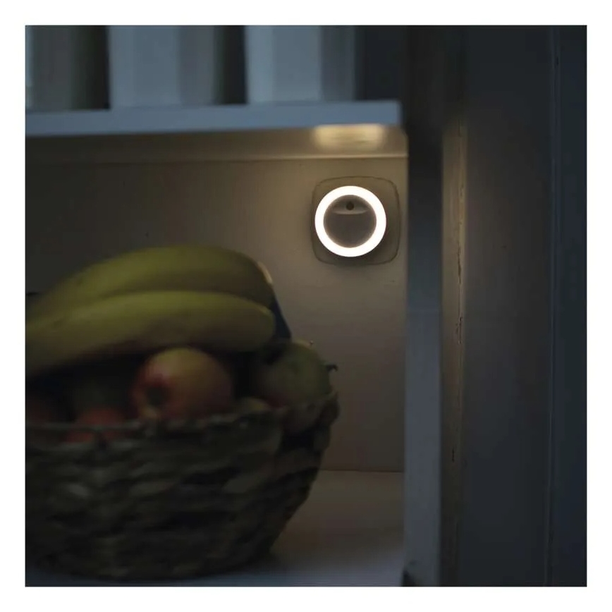 Lampada da notte LED con sensore crepuscolare LED/0,3W/230V