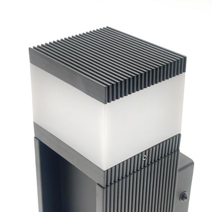 Lampada da parete per esterni VESPER 1xG9/5W/230V IP44 nera