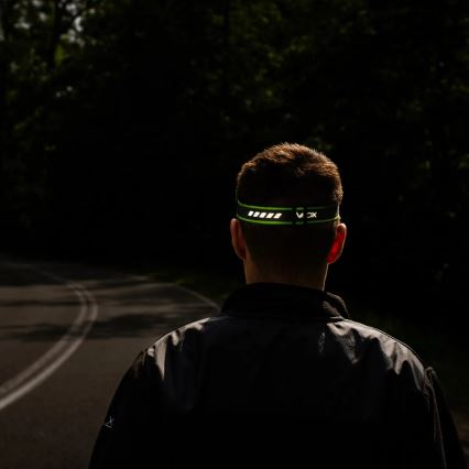 Lampada frontale ricaricabile LED dimmerabile LED/10W/5V/3xAAA IP66 800 lm 1000 mAh