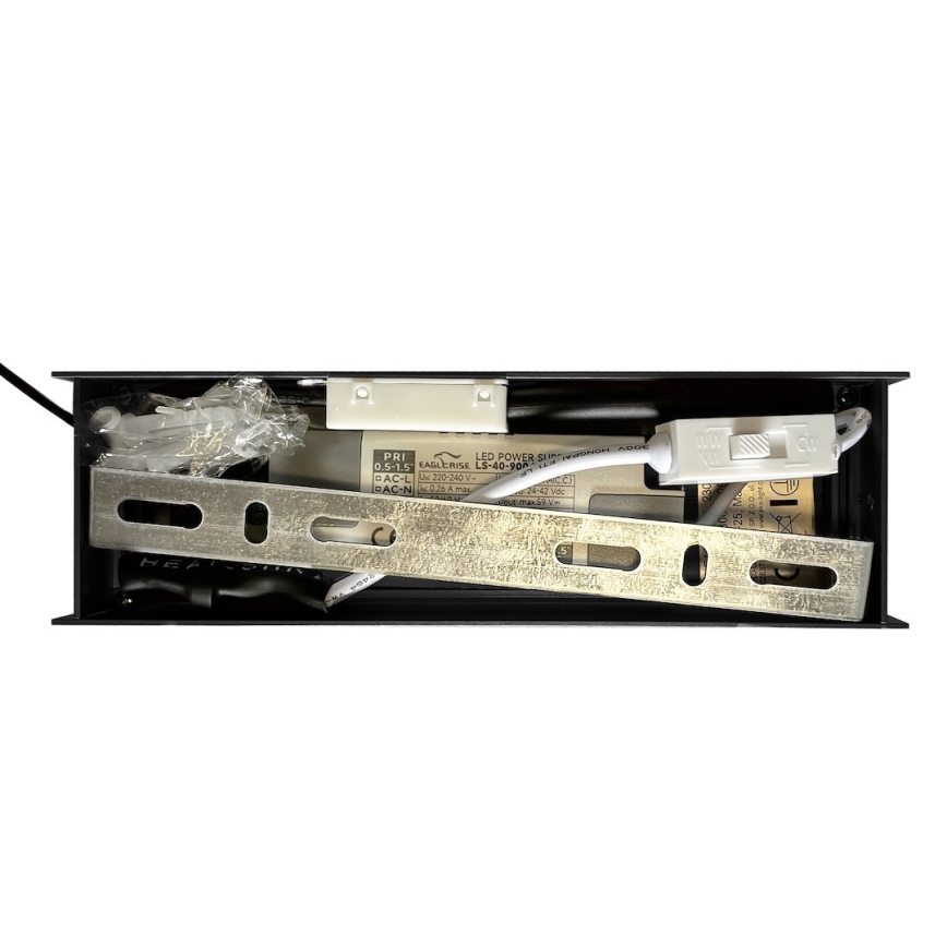 Lampadario LED su cavo LINEA LED/36W/230V 3000/4000/5700K IRC 90 nero