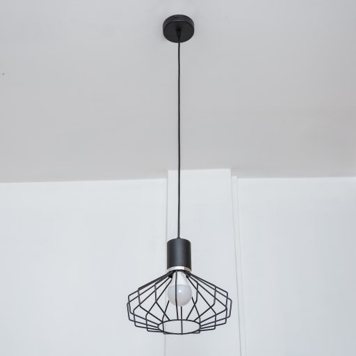 Lampadario sospeso con cavo SOLANO 1xE27/15W/230V nero/cromo lucido