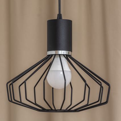 Lampadario sospeso con cavo SOLANO 1xE27/15W/230V nero/cromo lucido
