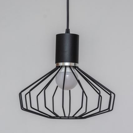 Lampadario sospeso con cavo SOLANO 1xE27/15W/230V nero/cromo lucido