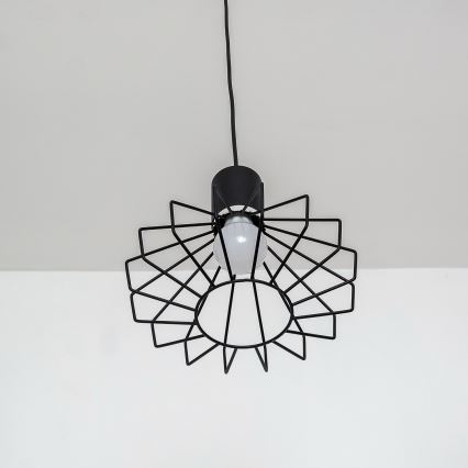 Lampadario sospeso con cavo SOLANO 1xE27/15W/230V nero/cromo lucido
