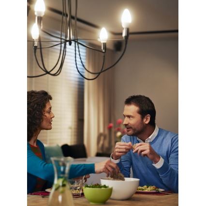 Lampadina LED Philips E14/5,5W/230V 2700K