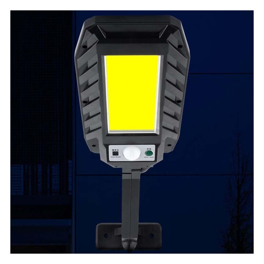Lampione stradale solare a LED con sensore LED/2,5W/3,7V IP65 + telecomando