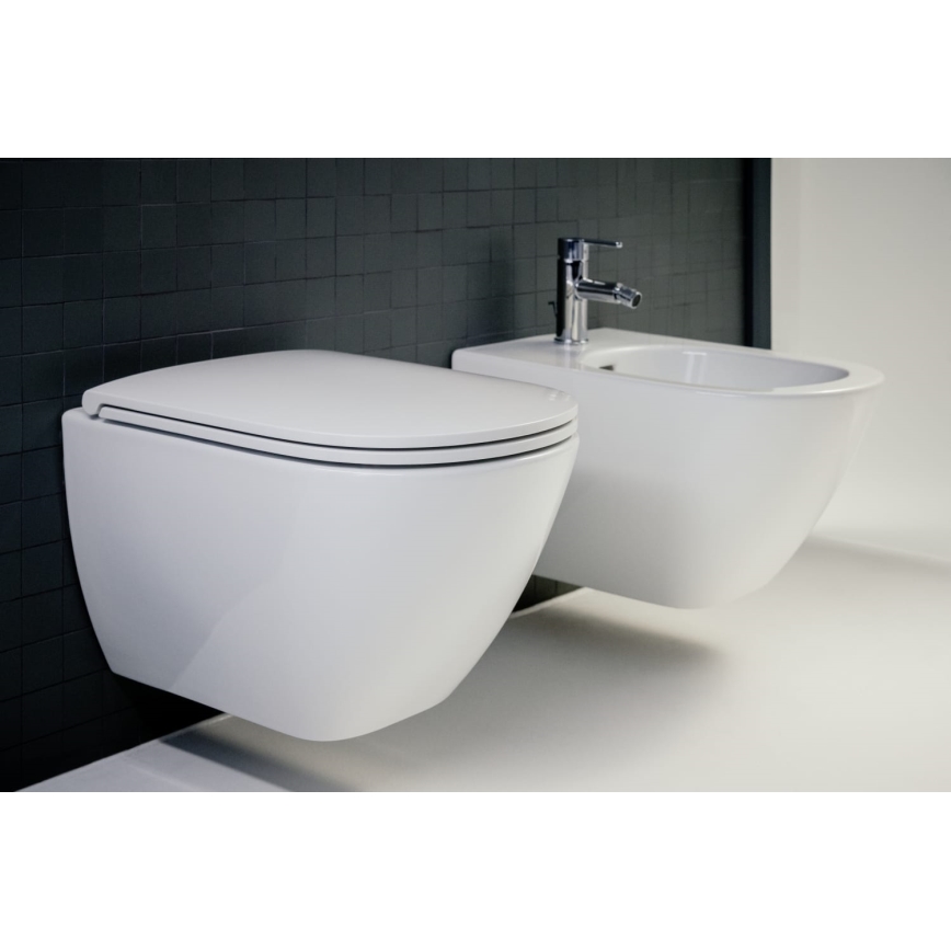 LAUFEN H8660800000001 - WC sospeso LUA in ceramica/bianco + sedile WC SoftClose LUA in Duroplast/bianco