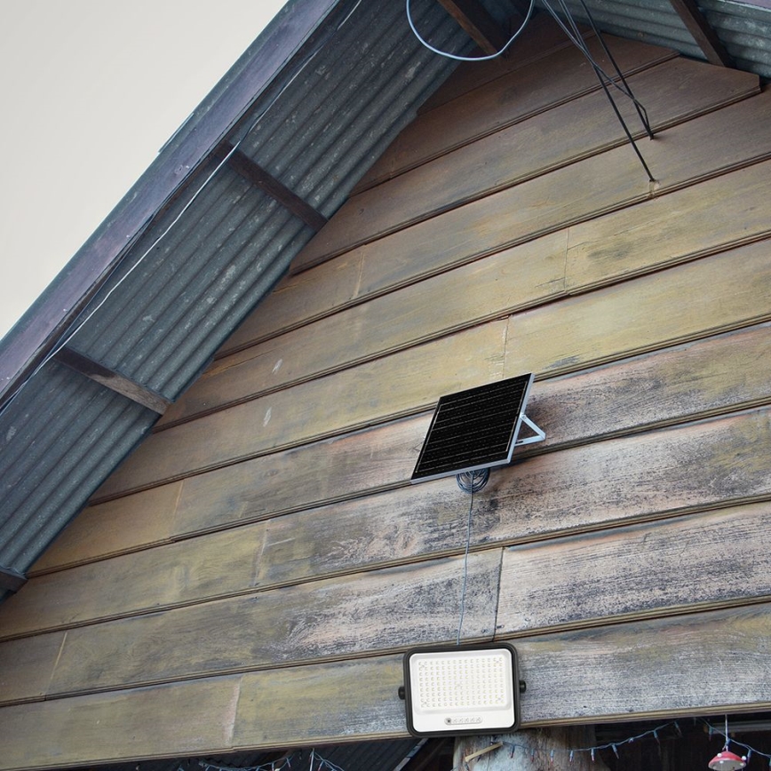 Proiettore solare LED dimmerabile 300W/3,2V 2000-8000K IP65 15000 mAh nero + telecomando